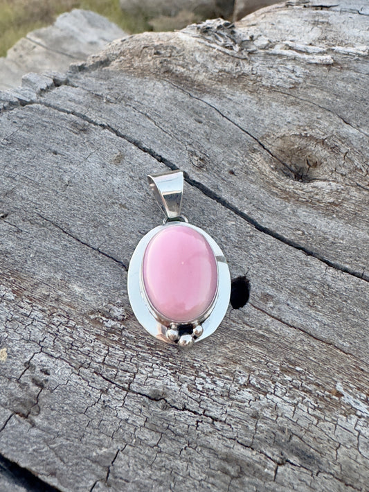 Pink Conch - Pendant only